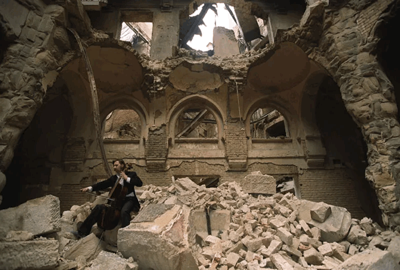 Cellist in Ruins